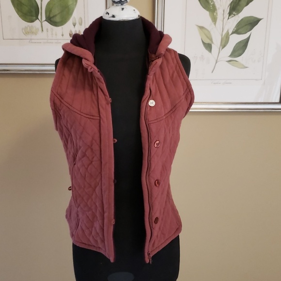 Anthropologie Jackets & Blazers - Anthro Quilted Vest with Zip off Hood